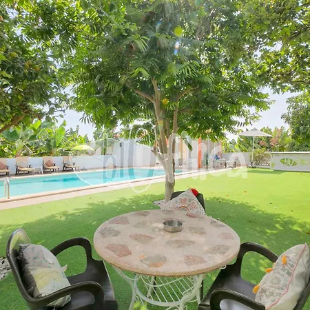 ヴィラ Bio With Pool