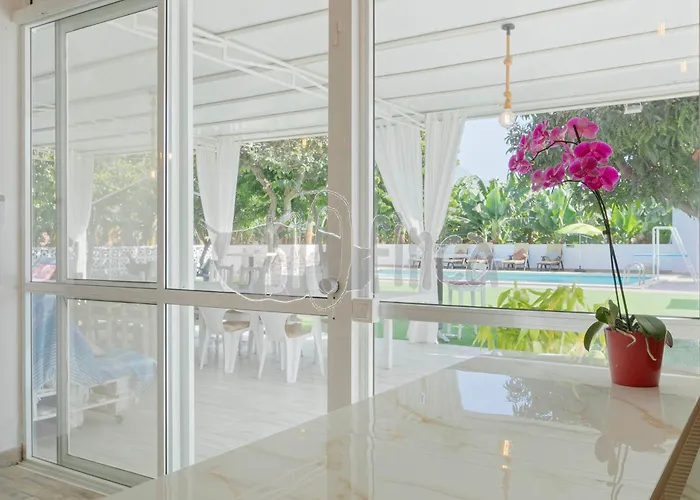 Villa Bio With Pool Playa Paraiso